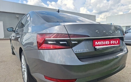 Skoda Superb III рестайлинг, 2021 год, 3 600 000 рублей, 5 фотография