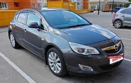 Opel Astra J, 2011 год, 950 000 рублей, 8 фотография