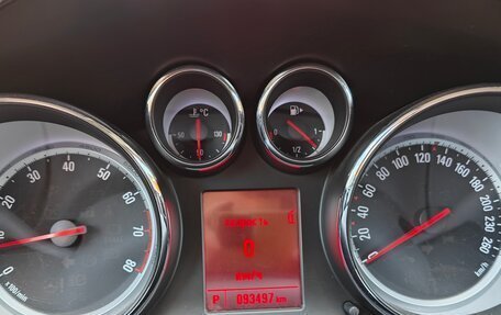 Opel Astra J, 2011 год, 950 000 рублей, 16 фотография