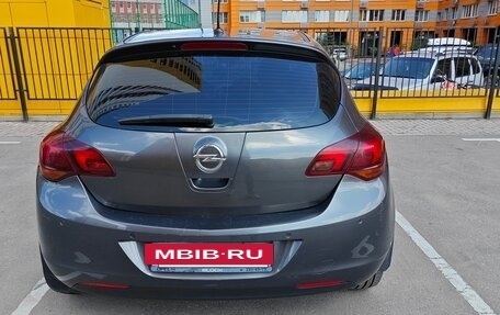 Opel Astra J, 2011 год, 950 000 рублей, 7 фотография
