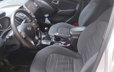 Hyundai ix35 I рестайлинг, 2015 год, 1 500 000 рублей, 5 фотография