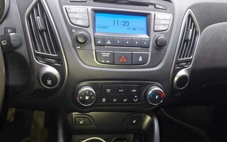 Hyundai ix35 I рестайлинг, 2015 год, 1 500 000 рублей, 9 фотография