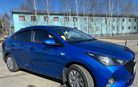 Hyundai Solaris II рестайлинг, 2020 год, 1 300 000 рублей, 2 фотография