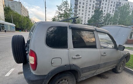 Chevrolet Niva I рестайлинг, 2004 год, 170 000 рублей, 5 фотография