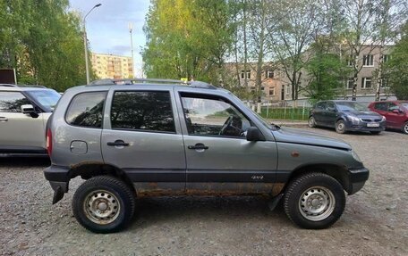 Chevrolet Niva I рестайлинг, 2007 год, 140 000 рублей, 30 фотография