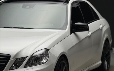 Mercedes-Benz E-Класс, 2012 год, 1 700 000 рублей, 2 фотография