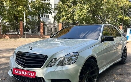 Mercedes-Benz E-Класс, 2012 год, 1 700 000 рублей, 13 фотография