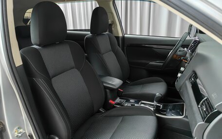 Mitsubishi Outlander III рестайлинг 3, 2021 год, 2 520 000 рублей, 7 фотография