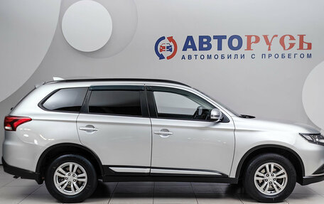Mitsubishi Outlander III рестайлинг 3, 2021 год, 2 520 000 рублей, 5 фотография
