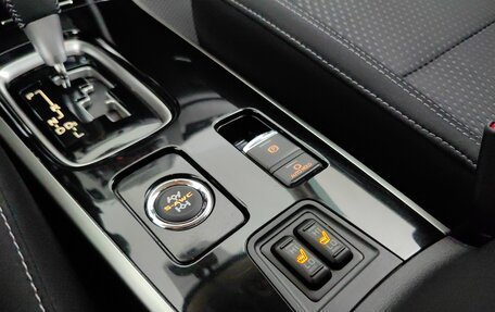 Mitsubishi Outlander III рестайлинг 3, 2021 год, 2 520 000 рублей, 18 фотография
