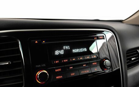Mitsubishi Outlander III рестайлинг 3, 2021 год, 2 520 000 рублей, 14 фотография