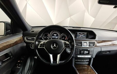 Mercedes-Benz E-Класс, 2015 год, 2 431 000 рублей, 20 фотография