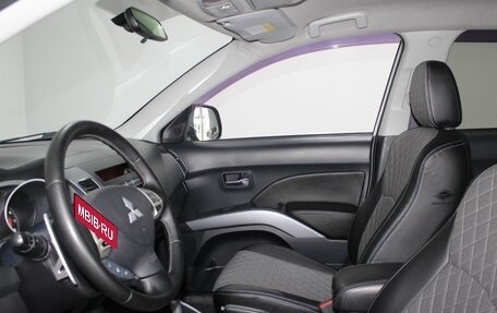 Mitsubishi Outlander III рестайлинг 3, 2008 год, 1 059 900 рублей, 4 фотография