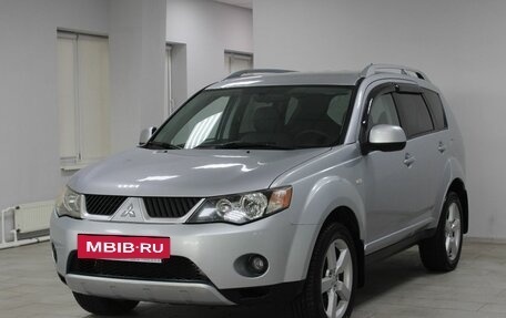 Mitsubishi Outlander III рестайлинг 3, 2008 год, 1 059 900 рублей, 10 фотография