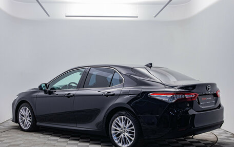 Toyota Camry, 2021 год, 3 145 000 рублей, 3 фотография