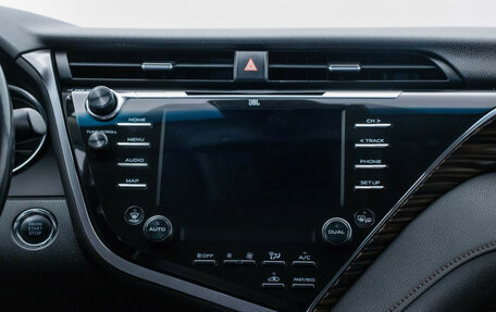 Toyota Camry, 2021 год, 3 145 000 рублей, 14 фотография