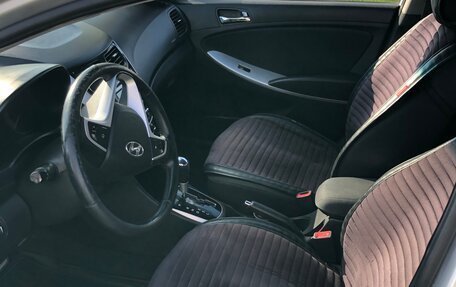 Hyundai Solaris II рестайлинг, 2011 год, 680 000 рублей, 5 фотография