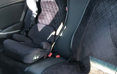 Hyundai Solaris II рестайлинг, 2011 год, 680 000 рублей, 6 фотография