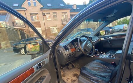 Volkswagen Touareg III, 2006 год, 700 000 рублей, 7 фотография