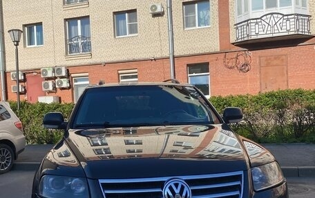 Volkswagen Touareg III, 2006 год, 700 000 рублей, 2 фотография