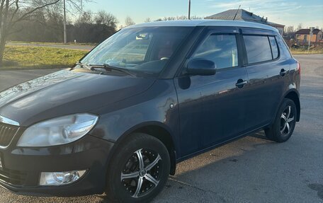 Skoda Fabia II, 2011 год, 420 000 рублей, 2 фотография