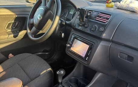 Skoda Fabia II, 2011 год, 420 000 рублей, 7 фотография