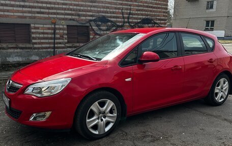 Opel Astra J, 2011 год, 1 150 000 рублей, 10 фотография