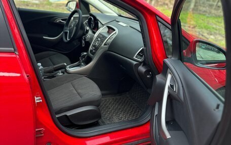 Opel Astra J, 2011 год, 1 150 000 рублей, 9 фотография