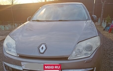 Renault Laguna III рестайлинг, 2008 год, 600 000 рублей, 3 фотография