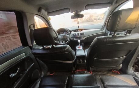 Renault Laguna III рестайлинг, 2008 год, 600 000 рублей, 15 фотография