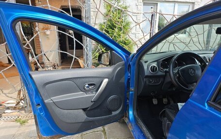 Renault Sandero II рестайлинг, 2016 год, 400 000 рублей, 5 фотография
