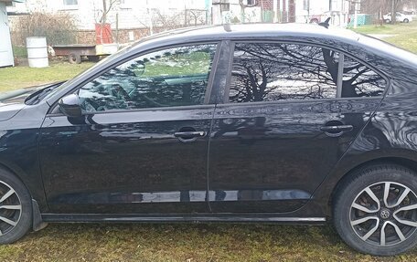 Volkswagen Jetta VI, 2012 год, 680 000 рублей, 2 фотография