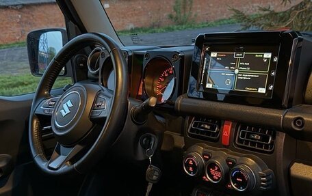 Suzuki Jimny, 2020 год, 2 800 000 рублей, 4 фотография