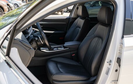 Hyundai Sonata VIII, 2022 год, 2 650 000 рублей, 10 фотография