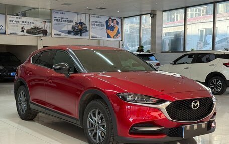 Mazda CX-4, 2023 год, 2 175 000 рублей, 2 фотография