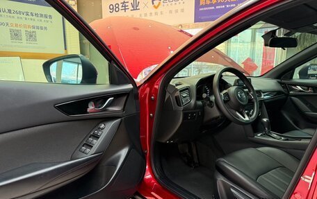 Mazda CX-4, 2023 год, 2 175 000 рублей, 9 фотография