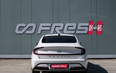 Hyundai Sonata VIII, 2022 год, 2 650 000 рублей, 4 фотография
