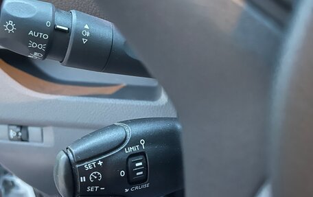 Opel Vivaro, 2022 год, 3 500 000 рублей, 10 фотография