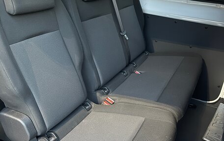 Opel Vivaro, 2022 год, 3 500 000 рублей, 14 фотография