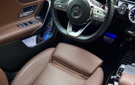 Mercedes-Benz A-Класс, 2018 год, 2 750 000 рублей, 7 фотография