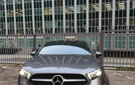 Mercedes-Benz A-Класс, 2018 год, 2 750 000 рублей, 2 фотография