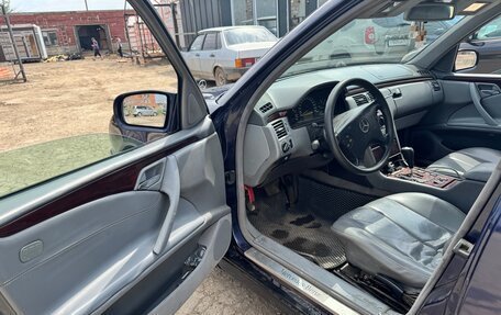 Mercedes-Benz E-Класс, 1999 год, 525 000 рублей, 7 фотография