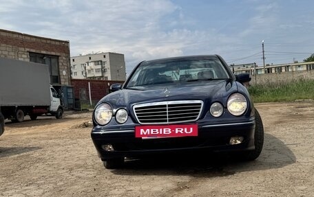 Mercedes-Benz E-Класс, 1999 год, 525 000 рублей, 5 фотография