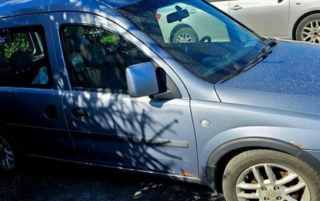 Opel Combo C, 2008 год, 400 000 рублей, 3 фотография
