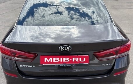KIA Optima IV, 2019 год, 2 200 000 рублей, 3 фотография