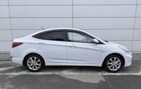 Hyundai Solaris II рестайлинг, 2013 год, 940 000 рублей, 7 фотография
