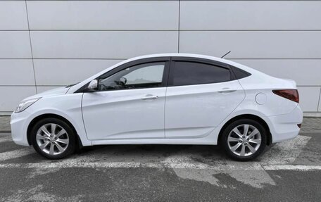 Hyundai Solaris II рестайлинг, 2013 год, 940 000 рублей, 11 фотография
