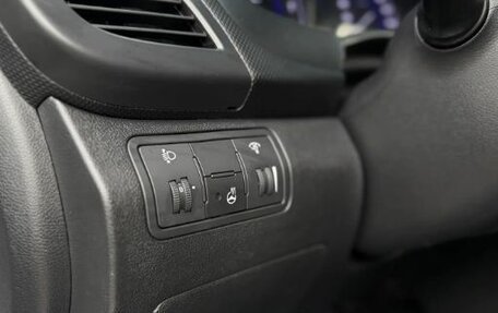 Hyundai Solaris II рестайлинг, 2013 год, 940 000 рублей, 22 фотография