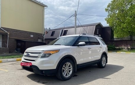 Ford Explorer VI, 2012 год, 1 950 000 рублей, 2 фотография