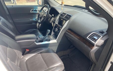 Ford Explorer VI, 2012 год, 1 950 000 рублей, 11 фотография